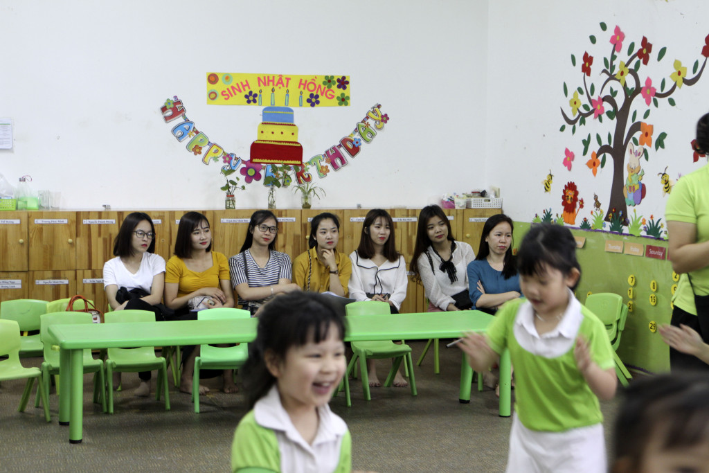 Chuyến tham quan trải nghiệm thực tế đầu tiên của sinh viên Trường đại học Hùng Vương tại Green School 